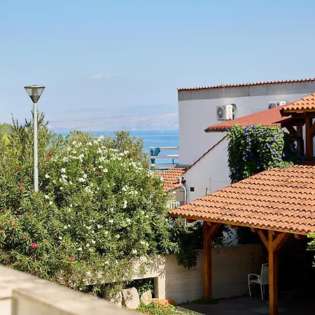 Nikola Apartment Necujam