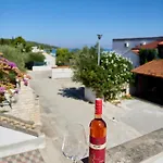 Nikola Nečujam