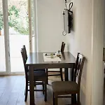 Nikola Apartmán *